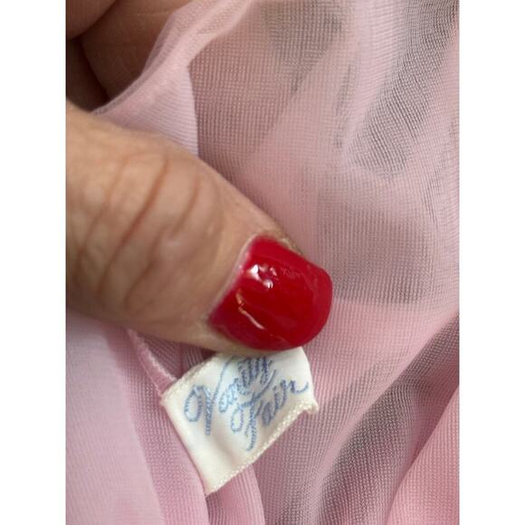 Vintage Vanity Fair Pink V-Neckline Sleeveless Nightgown Size 32 - Picture 6 of 12